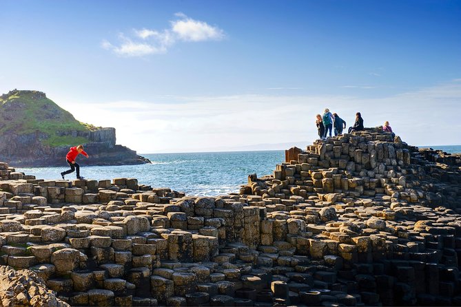 2-Day Northern Ireland Rail Tour: Belfast, Antrim Coast, and Giant's Causeway - Rail-first travel: Dublin to Belfast without the stress
