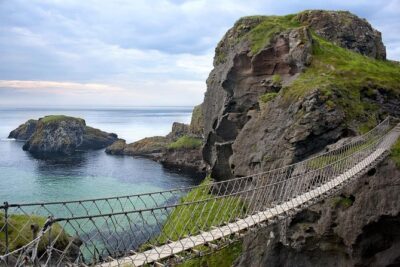 2-Day Northern Ireland Rail Tour: Belfast, Antrim Coast, and Giant's Causeway - What you do with your Belfast evening matters