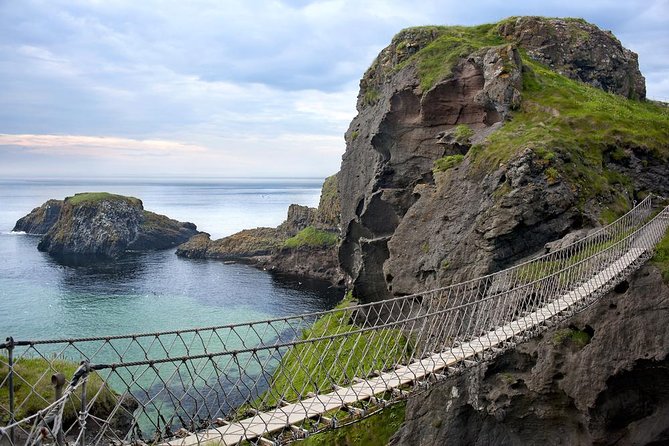 2-Day Northern Ireland Rail Tour: Belfast, Antrim Coast, and Giant's Causeway - What you do with your Belfast evening matters