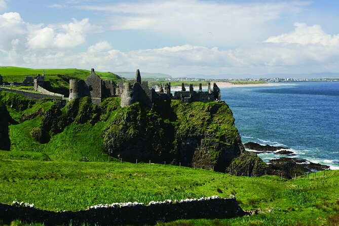4-Day Guided Tour to Discover Ireland and Dublin - Day 4: Giant’s Causeway, Dunluce Castle, Dark Hedges, Titanic Belfast, and a Belfast Taste