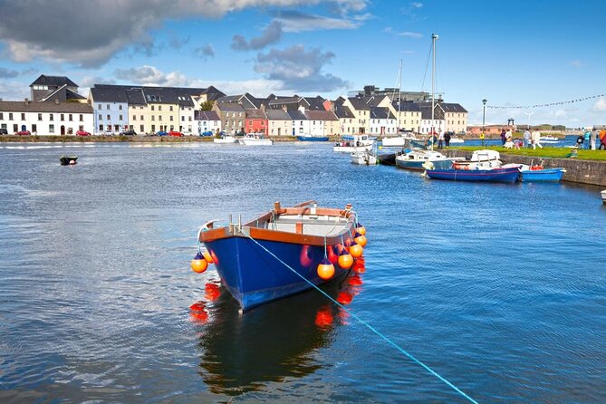7-Day Great Atlantic Adventure Small-Group Tour of Ireland from Dublin - Dingle Peninsula: kayaking in Dingle Bay and the Slea Head Drive highlights