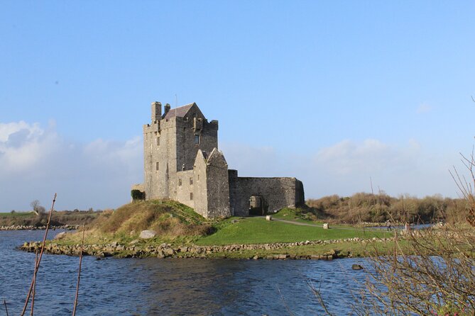 Award Winning 2-Day Cliffs of Moher Luxury Private Car Tour. - Bunratty Castle and Folk Park: 600 Years of Ireland in One Stop
