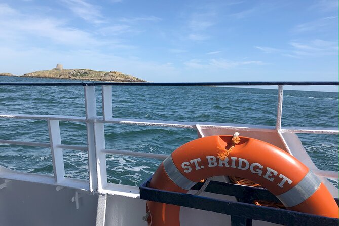 Boat Trip from Howth to Dun Laoghaire - Baily and Kish lighthouses: why lighthouse spotting is better from a boat