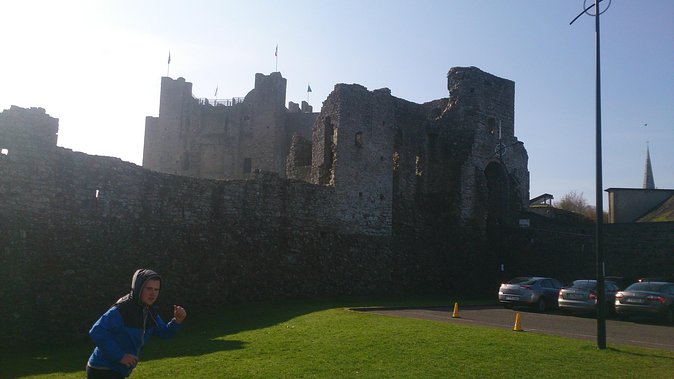 Celtic Day Trip from Dublin with Spanish-Speaking Guide - A comfortable minibus and real explanations in Spanish