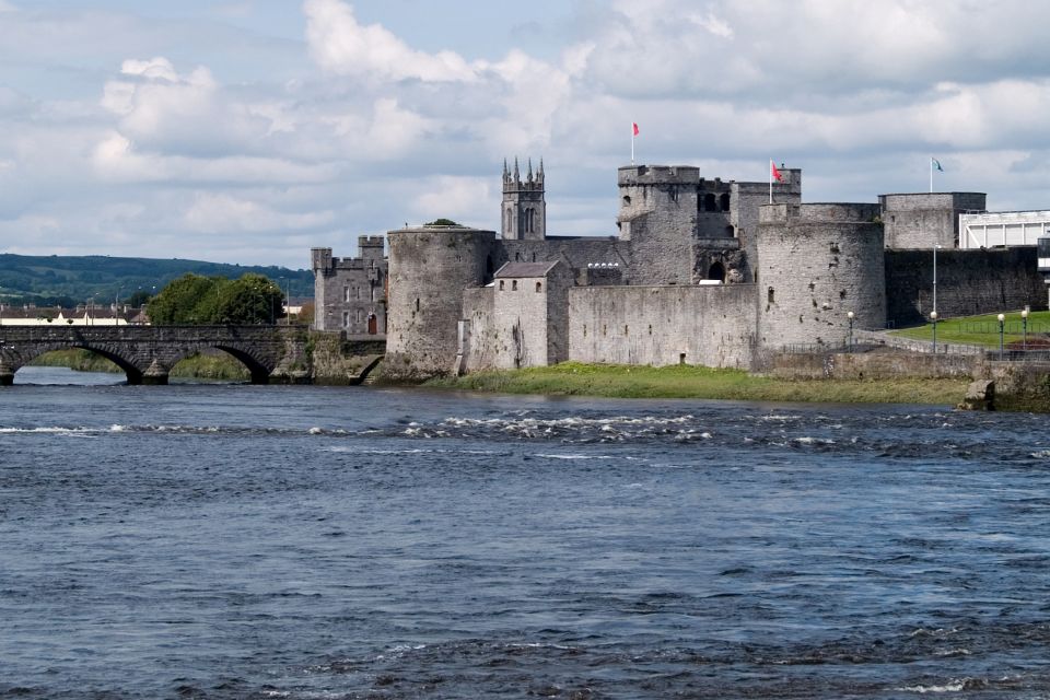 Cliffs of Moher and Blarney 2-Day Tour from Dublin - Day 2: Golden Vale Views, Limerick Photos, and the Shannon Moment