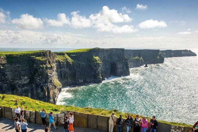 Cliffs of Moher and The Burren Private Tour from Dublin - Dunguaire Castle: the perfect first stop for Galway Bay views