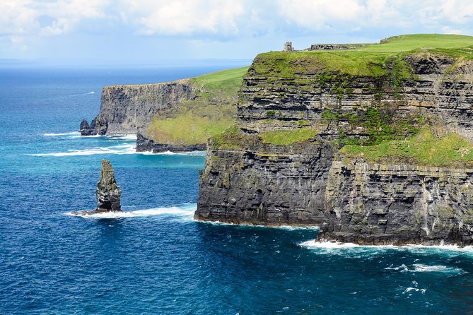 Cliffs of Moher, Burren and Galway Day Tour from Dublin - Coach comfort and the “don’t miss the departure” rule
