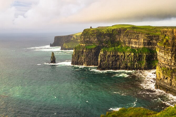 Day trip to Cliffs of Moher & Bunratty Castle and Ennis - The Obama Plaza stop: short legs, quick coffee, and an easy reset