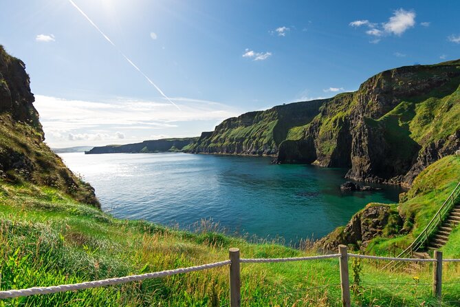 Day trip to Cliffs of Moher & Bunratty Castle and Ennis - Cliffs of Moher: walking the 210-meter edge without rushing your senses