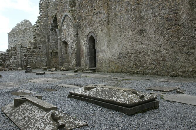 Day trip to Cliffs of Moher & Bunratty Castle and Ennis - Galway in 1 hour 20 minutes: Shop Street, statues, and St. Nicholas Cathedral