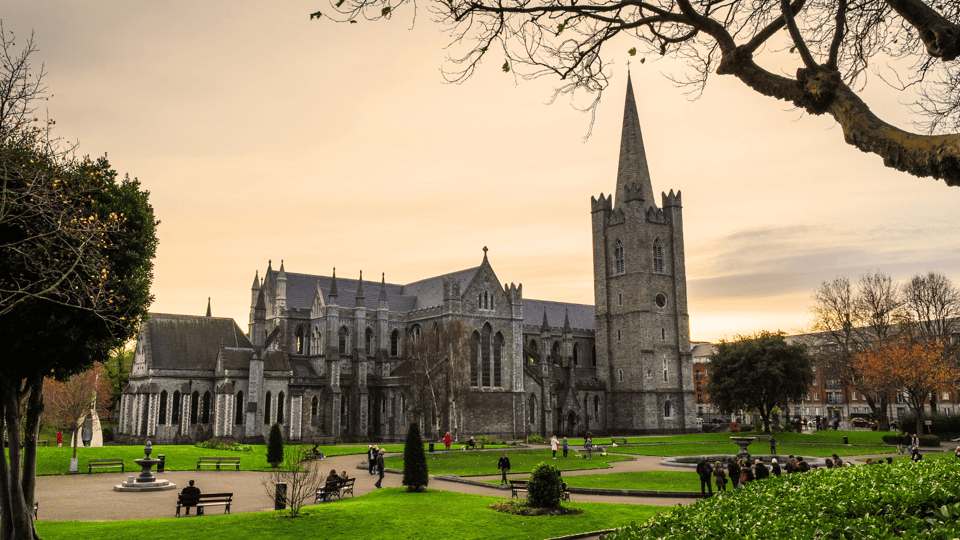 Dublin: 2 Hour City Center Guided Walking Tour - Key highlights to look for