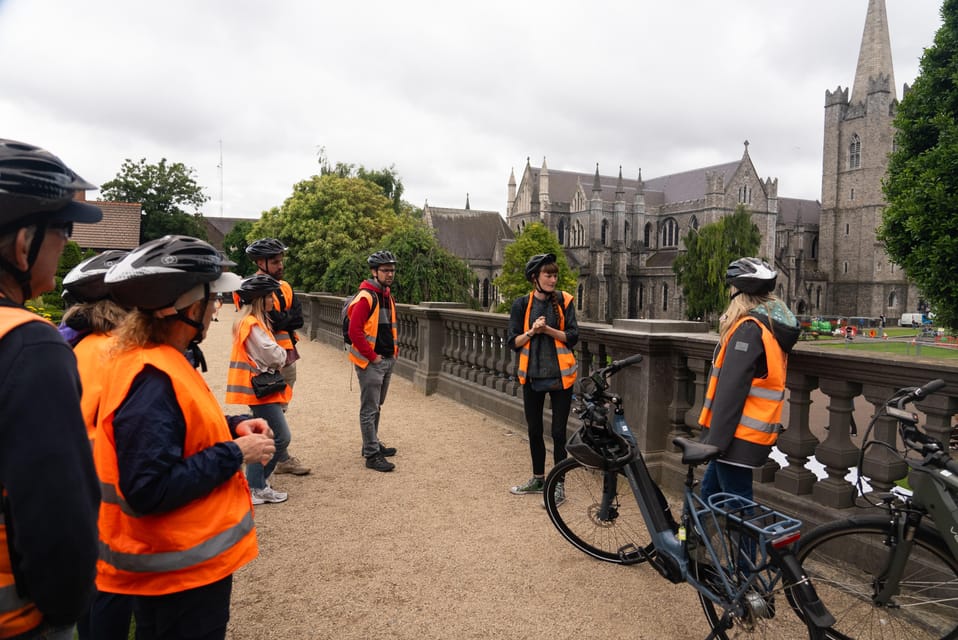 Dublin: Bike & E-Bike Tour with a Local Guide - How the e-bike and push-bike choice changes the tour experience