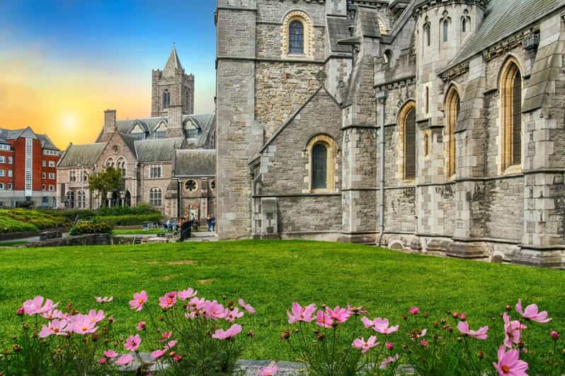 Dublin: Book of Kells, Dublin Castle and Christ Church Tour - City Hall on the route: quick look, useful context
