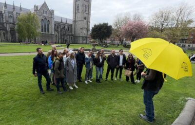 Dublin: Bucket List Sights Walking Tour - Meeting point and how to spot your group at Christchurch Cathedral