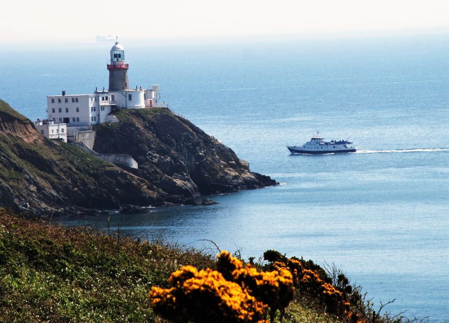 Dublin: Dublin Bay Cruise from Dun Laoghaire to Howth - Quick Hits Before You Go