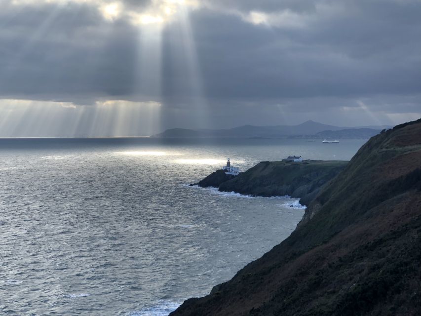 Dublin: Dublin Coastal Hike and Pints & Puppies - Howth: The Easy Coastal Reset From Dublin