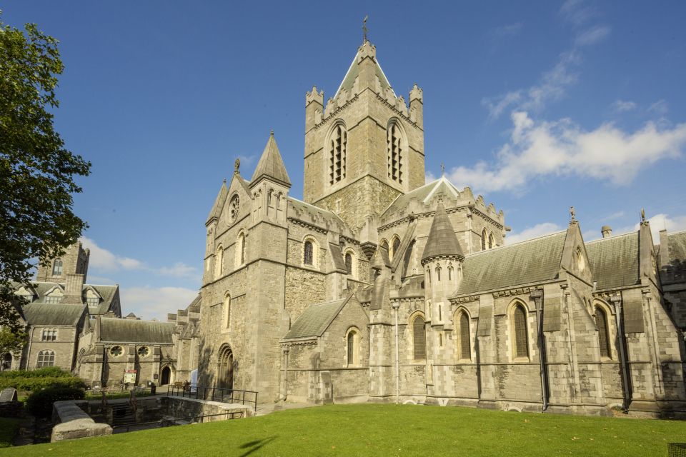 Dublin Explorer Pass: Save up to 50% on 3 to 7 Attractions - Using Your QR Pass at the Gate: The Real-World Flow