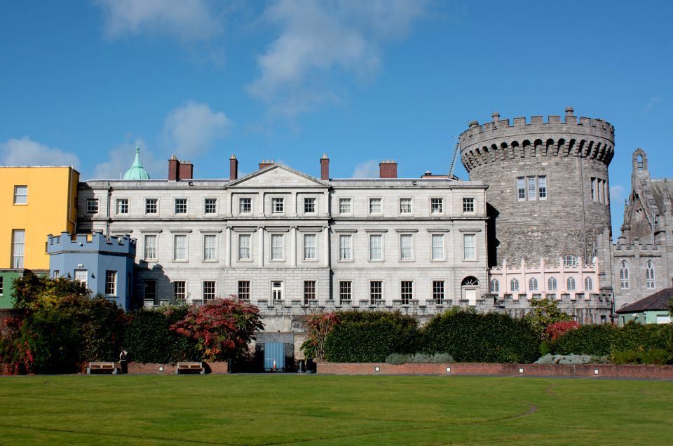 Dublin: Fast-Track Book of Kells Ticket & Dublin Castle Tour - What to bring and what not to bring (so you don’t get stopped)