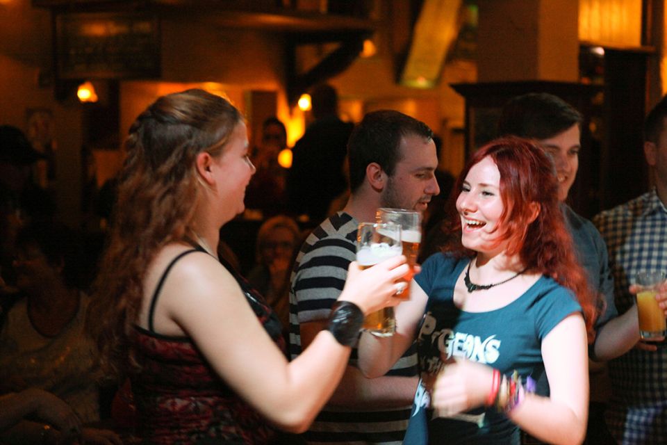 Dublin: Generation Pub Crawl - Skip-the-line access: saving time in Dublin’s busiest moments