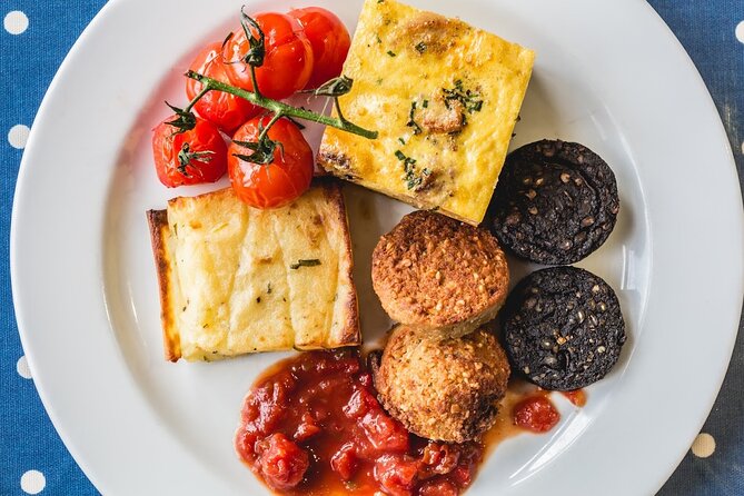 Dublin Historical Centre Private Food Tour with 8 Food Tastings - Stop 2: 8 Essex St W bakery stop for warm sausage rolls and secret bites