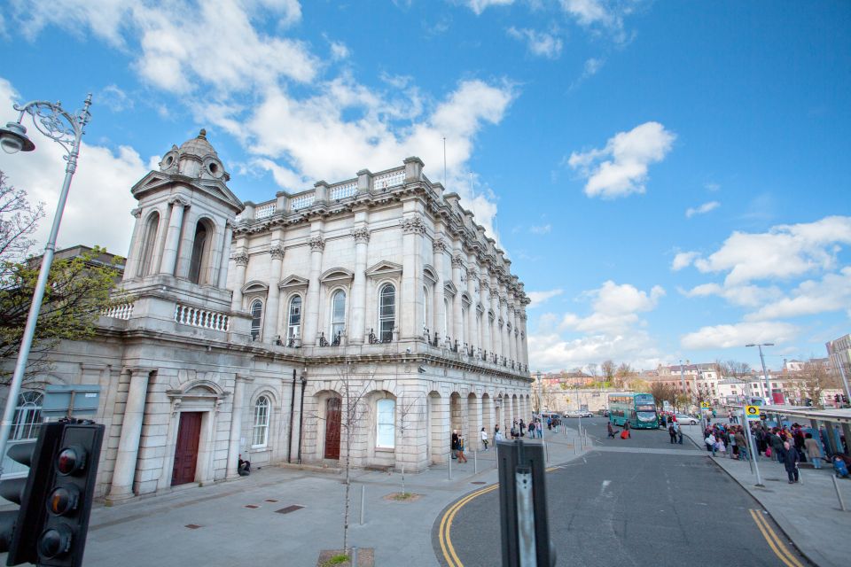Dublin: Hop-on Hop-off Bus Tour - Why a hop-on hop-off loop is the smart way to see Dublin
