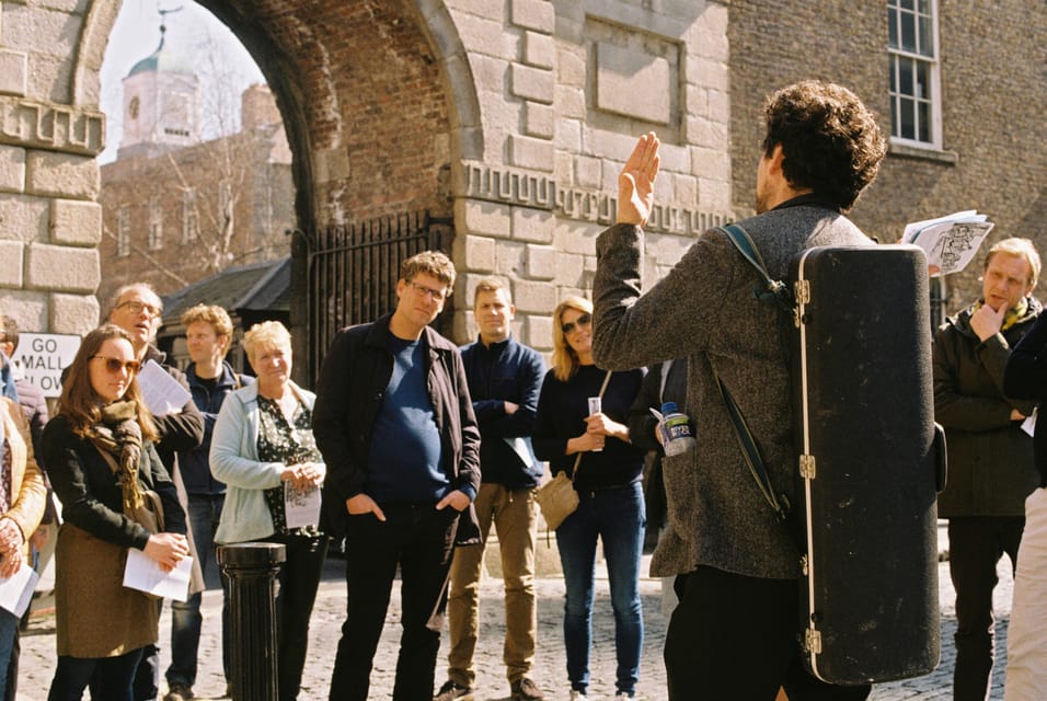 Dublin: Irish Music Walking Tour with Live Performance - How the interactive “sing like a folk legend” part plays out