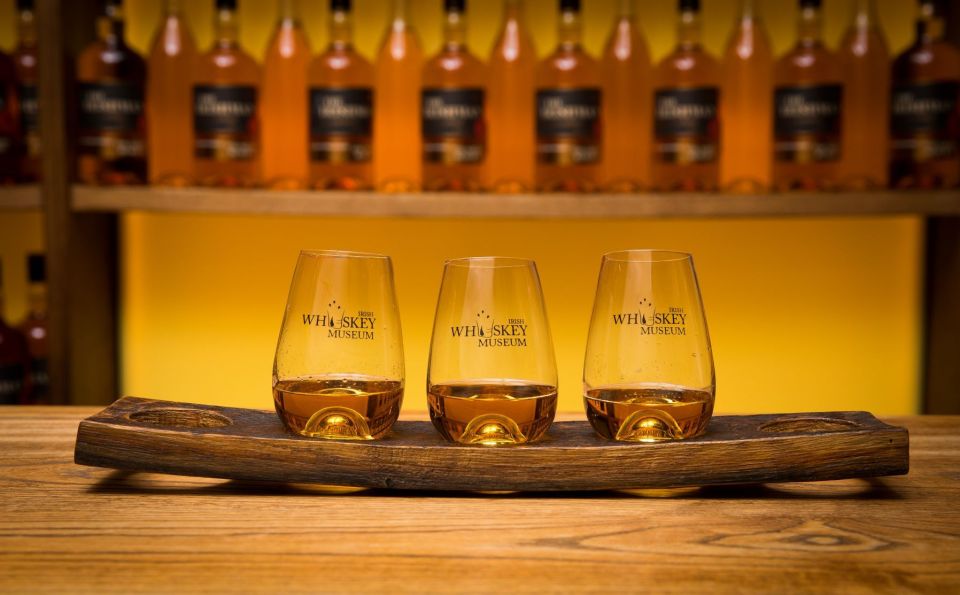 Dublin: Irish Whiskey Museum Blending Tour with Tastings - The modern tasting bar: how four tastings teach your palate