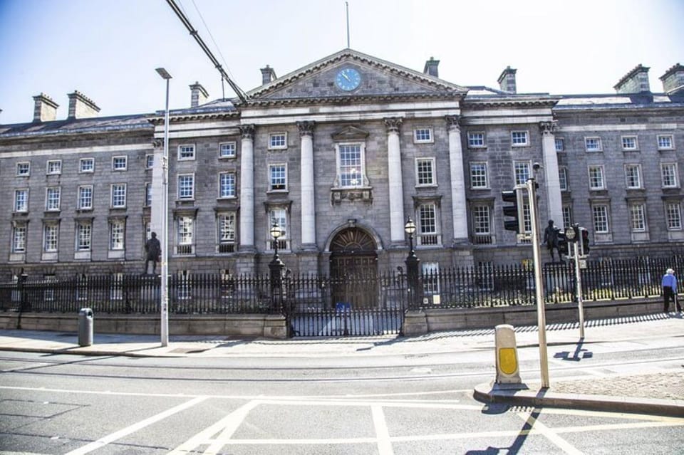 Dublin: Legends, Ghosts & Ghouls Walking Tour - Christ Church Cathedral: legends in the cathedral shadow