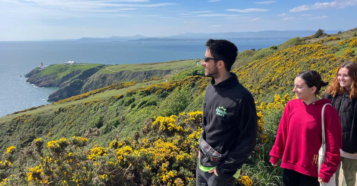 DUBLIN: Malahide castle and Howth MULTILINGUAL full day tour - Why Malahide Castle and Howth pair so well
