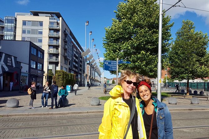 Dublin Private Custom Tour with a Local, Highlights & Hidden Gems - Stop 2: Trinity College territory and the pulse of student life