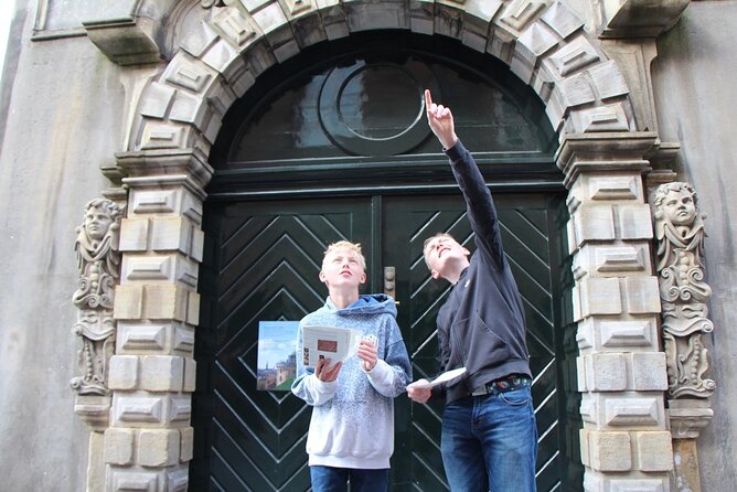 Dublin Self-Guided Murder Mystery Tour by Temple Bar - Finishing at Irish Houses of Parliament: Wrapping Up the Case at College Green