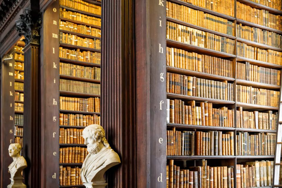 Dublin: Skip-the-line Book of Kells & Old Town Private Tour - How skip-the-line tickets work at Trinity’s Old Library