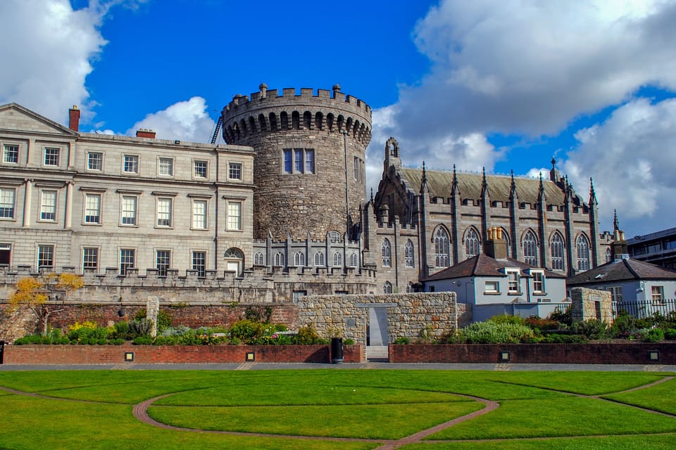 Dublin: St Patrick's, Book of Kells, and Dublin Castle Tour - Where you meet at St Patrick’s Garden (and why you should be early)