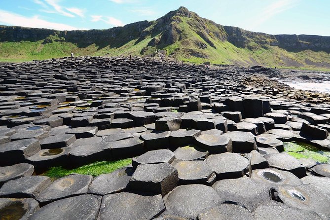Dublin to Belfast Black Cab, Dunluce Castle and Giant's Causeway - A Morning Pickup That Gets You North Fast