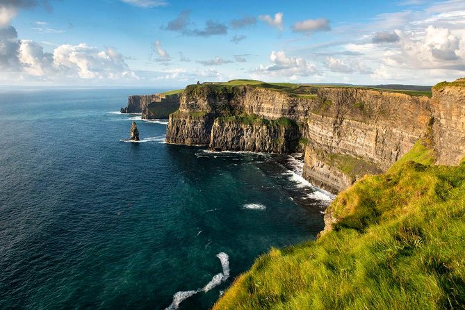 Dublin to Cliffs of Moher, Burren, Wild Atlantic Way, Galway Tour - Dunguaire Castle drive-by: a quick hit of old Ireland by the water