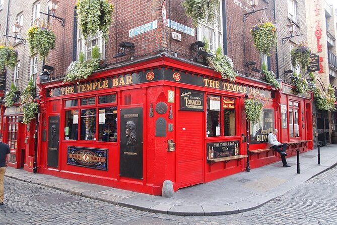 Dublin Walking Tour: Explore Top Sights & Hidden Gems - Christ Church Cathedral: medieval crypts and Strongbow legend