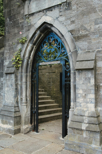 Dublin walking tour: ghosts & haunted places - Where the tour starts: St Stephen’s Green and the Shelbourne ghost mood