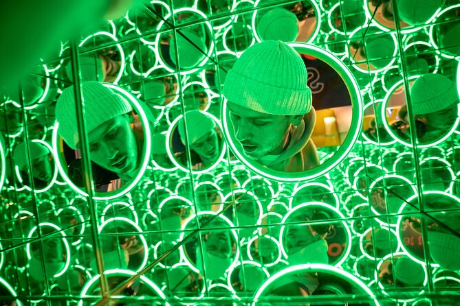 Dublin World of Illusion Entry Ticket with Interactive Exhibits - Photos and the “wait, how did that work?” factor