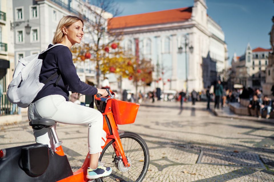 Eco Bike Tour of Dublin City Top Attractions and Nature - 2-Hour Route: Best-Of Dublin Without the Pedal Fatigue