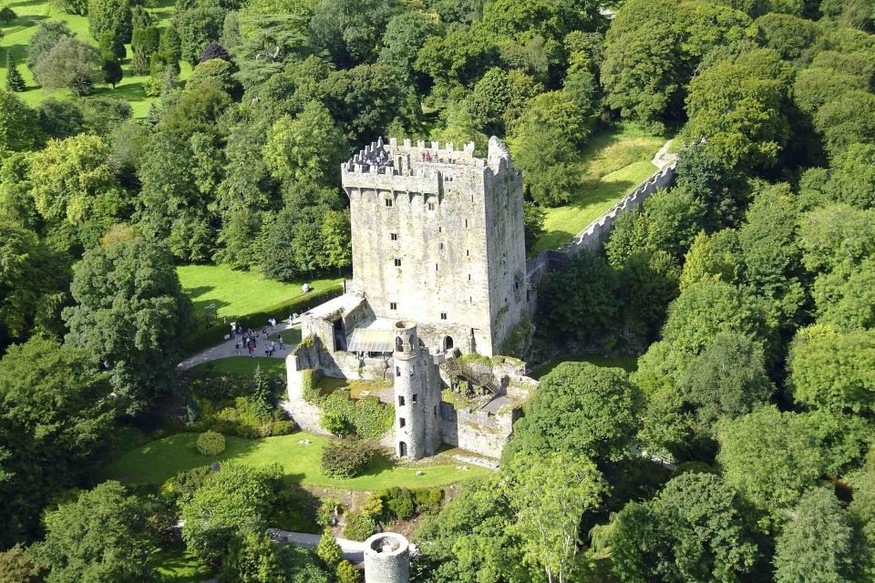 From Dublin: 3-Day Cork, Ring of Kerry, Ciffs of Moher Tour - Day 2: Ring of Kerry Around the Iveragh Peninsula (Plus Lakes of Killarney)