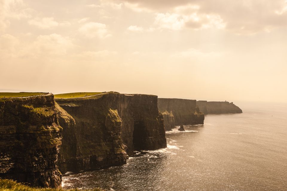 From Dublin: 5-Day Tour to the Southwest with Accommodation - Cliffs of Moher: the cliff-top trails with admission included