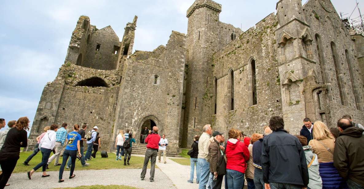 From Dublin: Blarney, Rock of Cashel and Cahir Castles Tour - Dublin to County Tipperary: the ride that turns into a real day