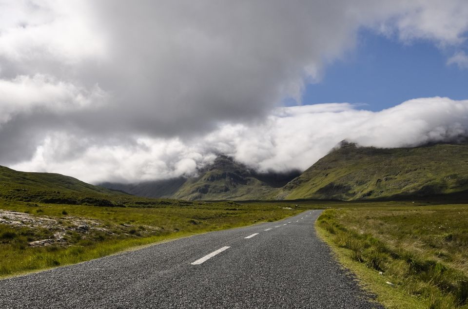 From Dublin: Connemara and Galway Bay Day Tour - Northern Galway Bay shores and the return to Galway