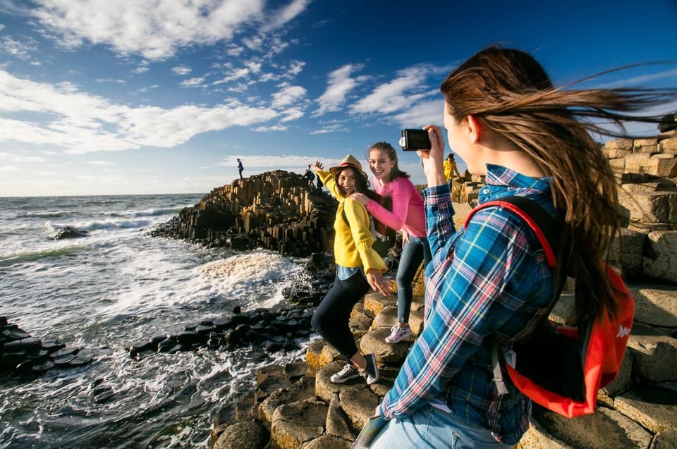 From Dublin: Giant's Causeway, Dark Hedge & Belfast Tour - Giant’s Causeway UNESCO Time: Getting Your 2.5 Hours to Count