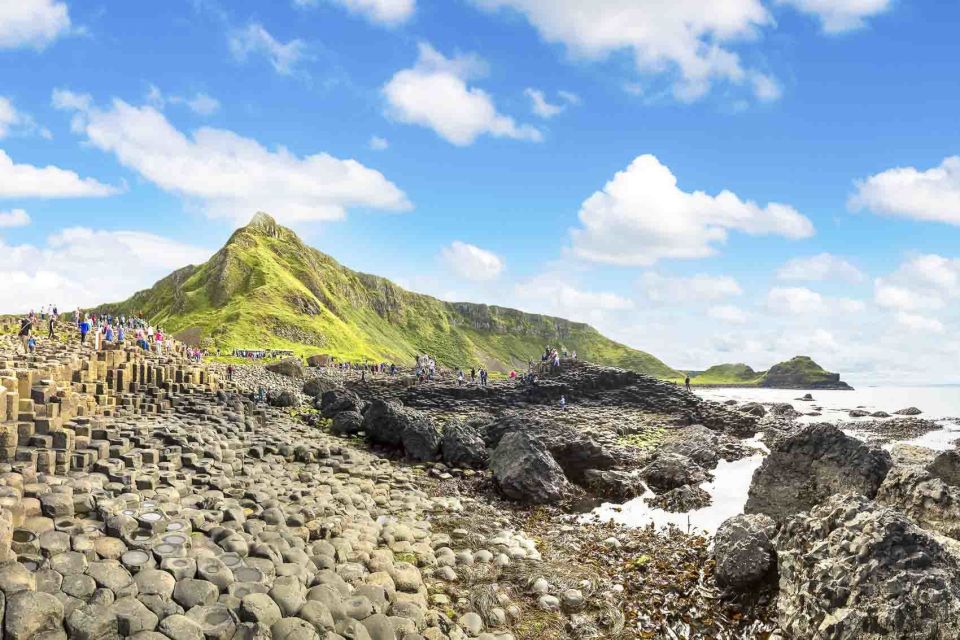 From Dublin: Giant's Causeway Tour and Whiskey Tasting - Belfast’s Thompson Dock: Titanic Distillers and a Whiskey Tasting Finale