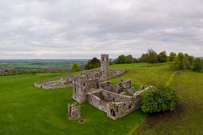 From Dublin: Private Tour to Hill of Tara, Trim Castle and more - When UNESCO sites like Brú na Bóinne and Newgrange come into play