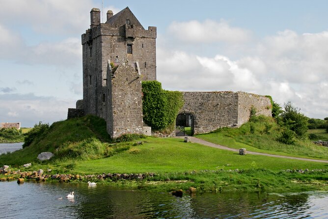 Full-Day Private Tour in West Coast of Ireland - Dunguaire Castle by Galway Bay: where the sea views beat the clock