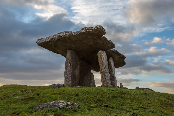 Full-Day Private Tour in West Coast of Ireland - Price and value for up to five people