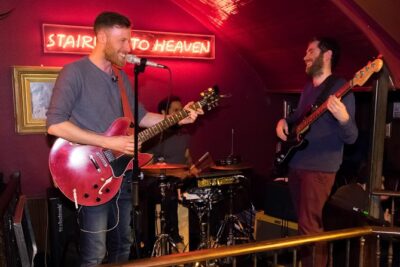 Generation Pub Crawl Dublin - The Pub Stops: Free Shots, Short Time Windows, and Music When It Hits