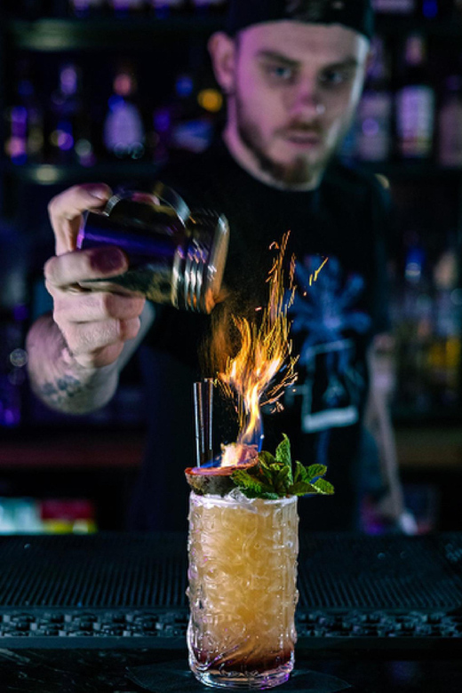 Premium Cocktail Class - How the 2-Hour Cocktail Class Flows (and What You Should Notice)